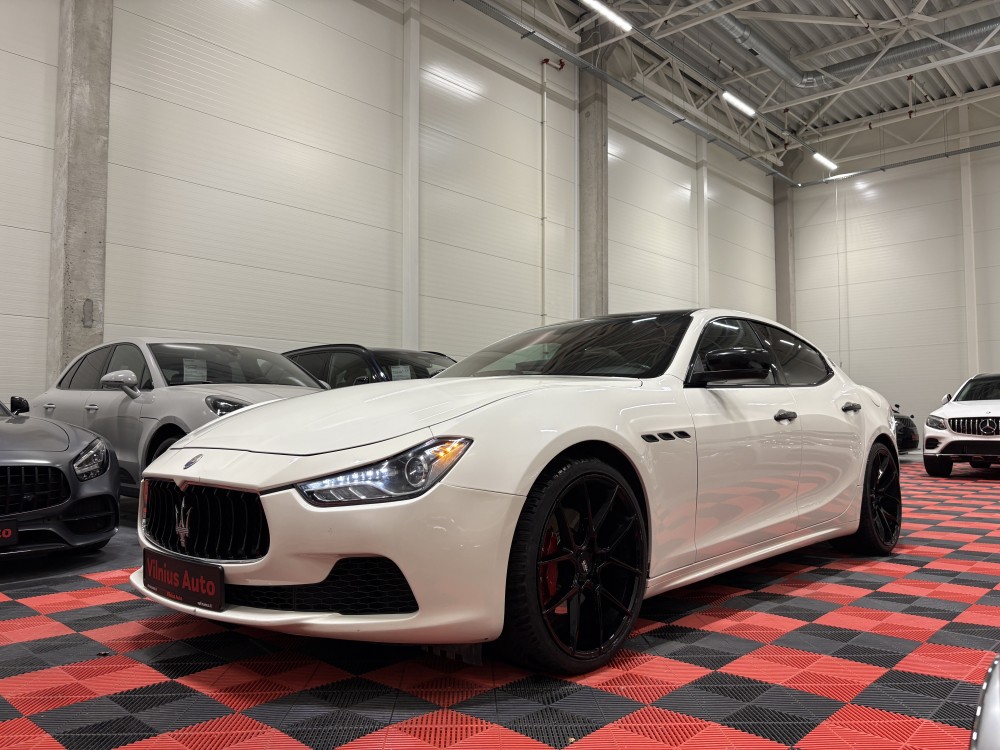 2014 Maserati Ghibli