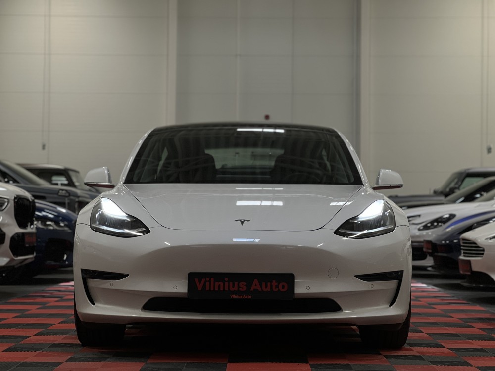 2020 Tesla Model 3