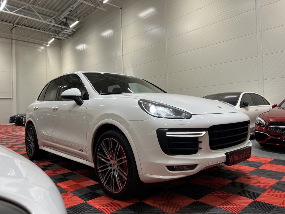2015 Porsche Cayenne