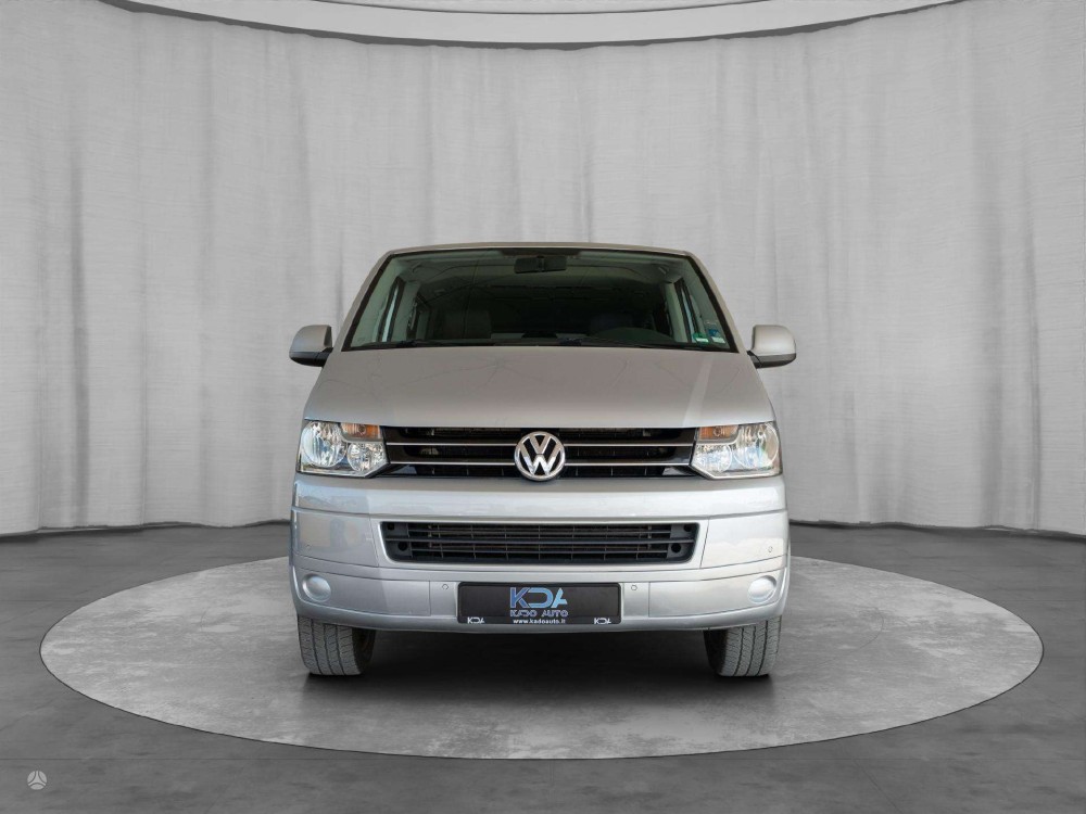 2011 Volkswagen Caravelle