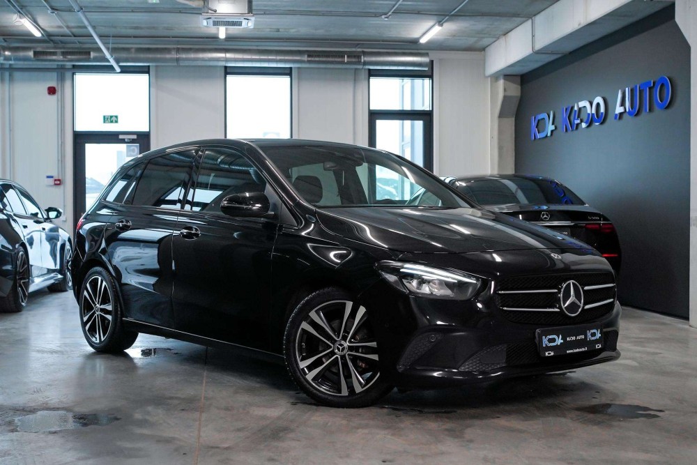 2019 Mercedes-Benz B180