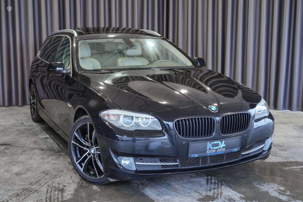 2011 BMW 520