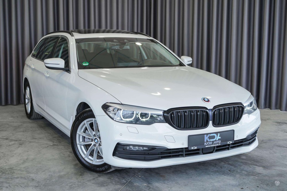2019 BMW 520