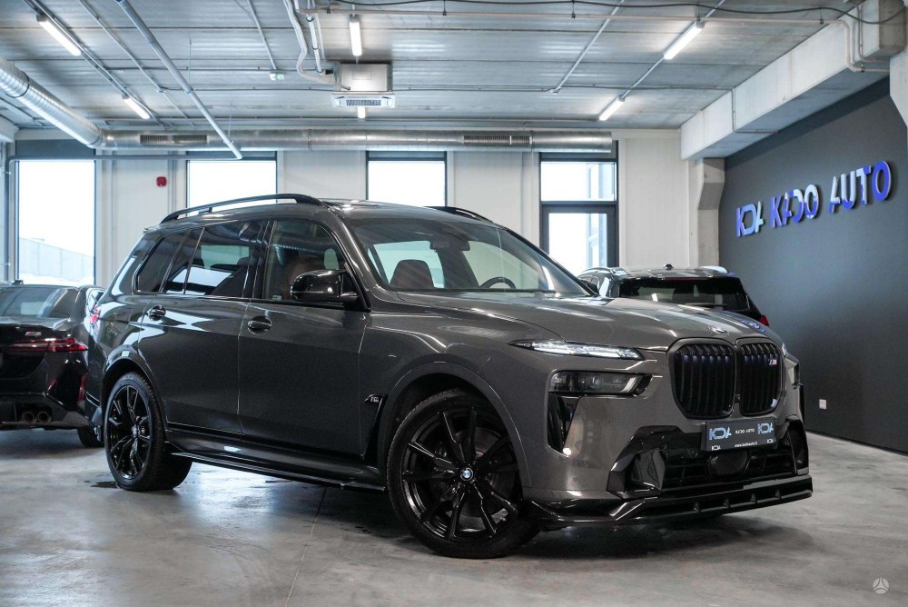 2024 BMW X7
