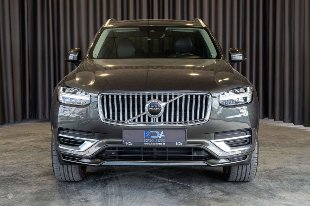 2020 Volvo XC90