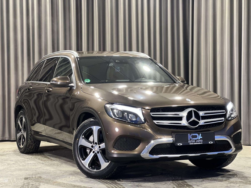 2016 Mercedes-Benz GLC250