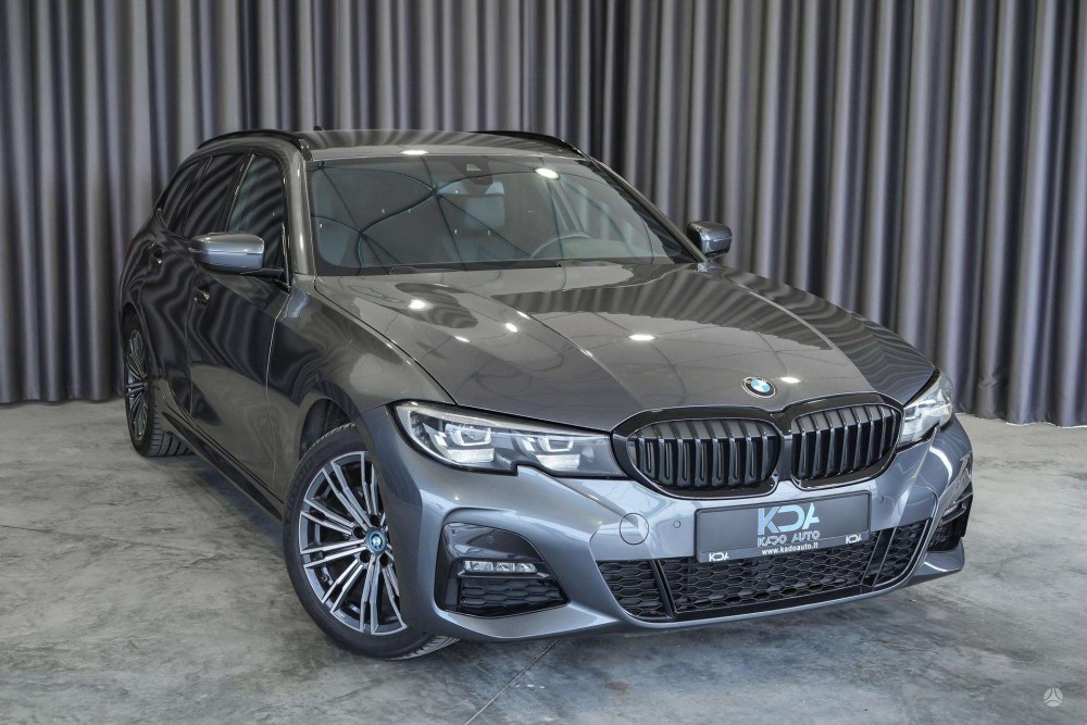 2022 BMW 318