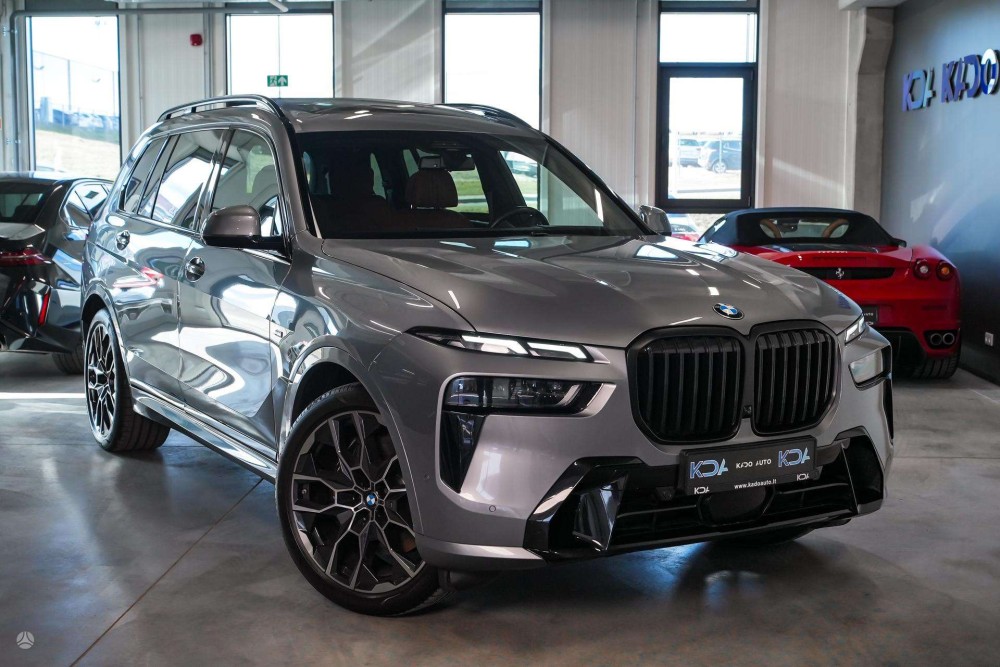 2023 BMW X7