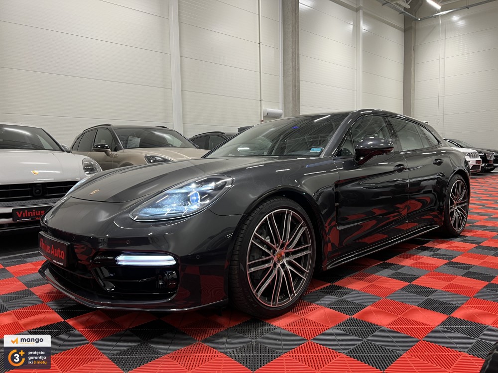 2018 Porsche Panamera