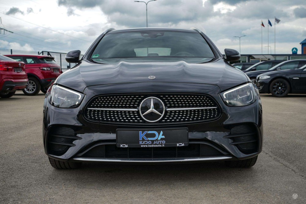 2020 Mercedes-Benz E300