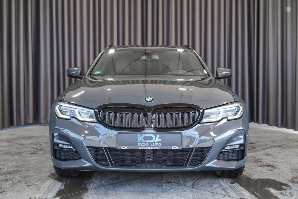 2021 BMW 330
