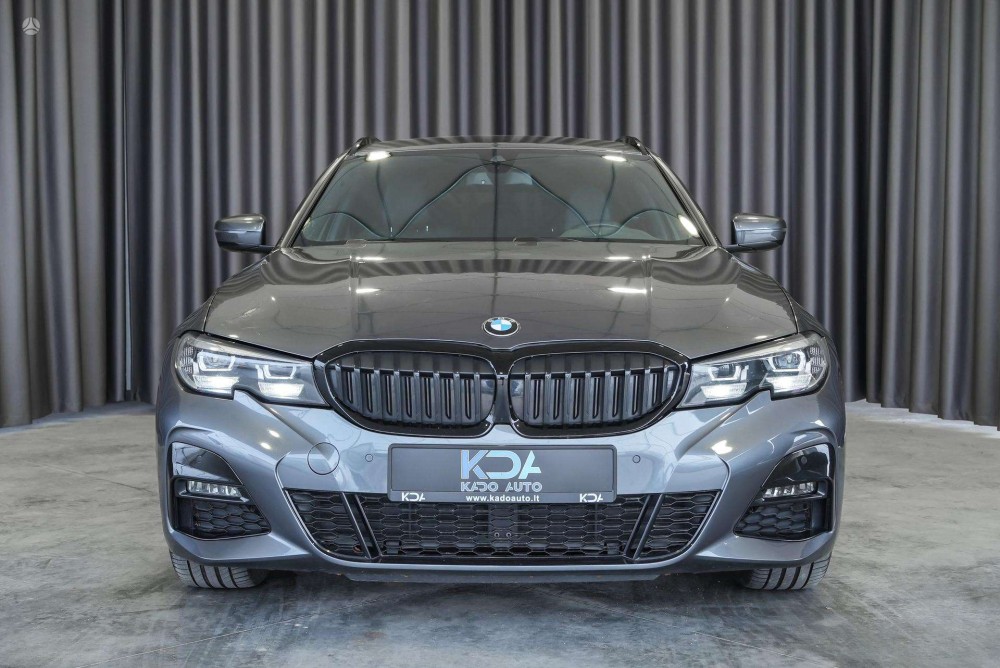2022 BMW 318