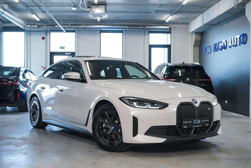 2023 BMW i4