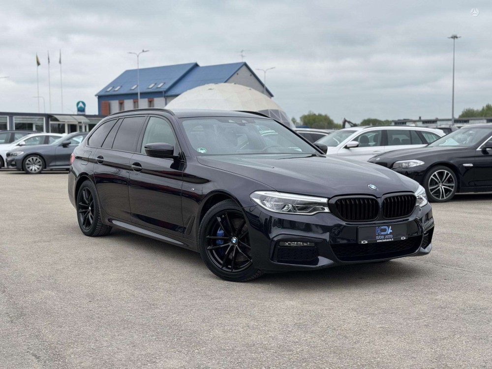 2019 BMW 525