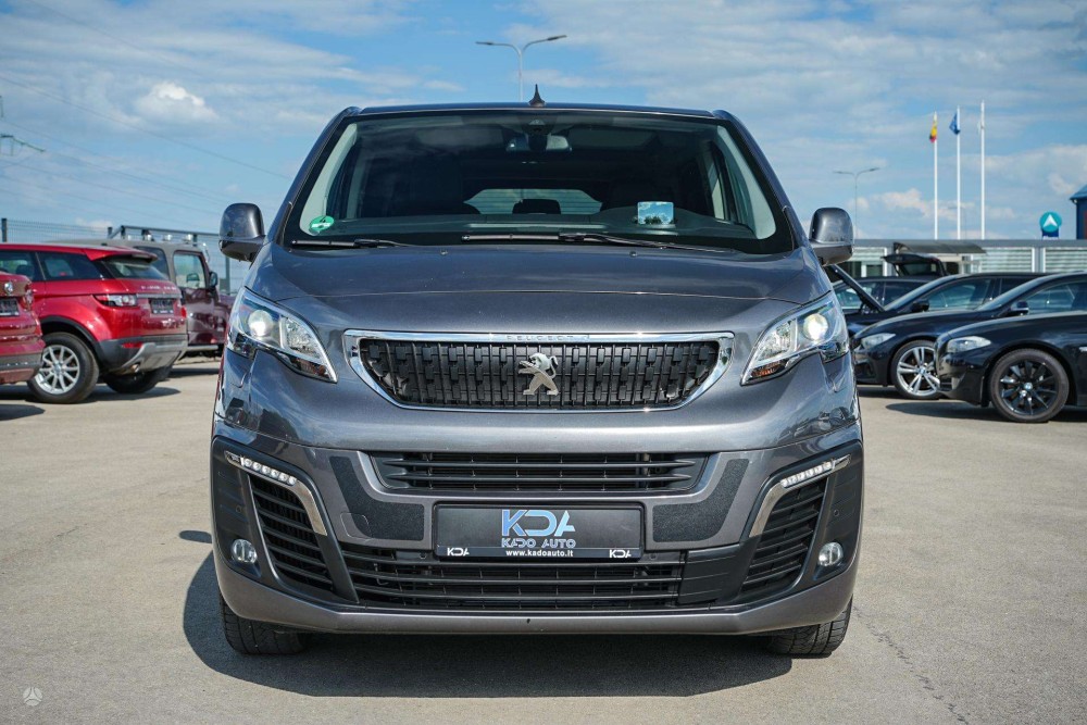 2019 Peugeot Traveller