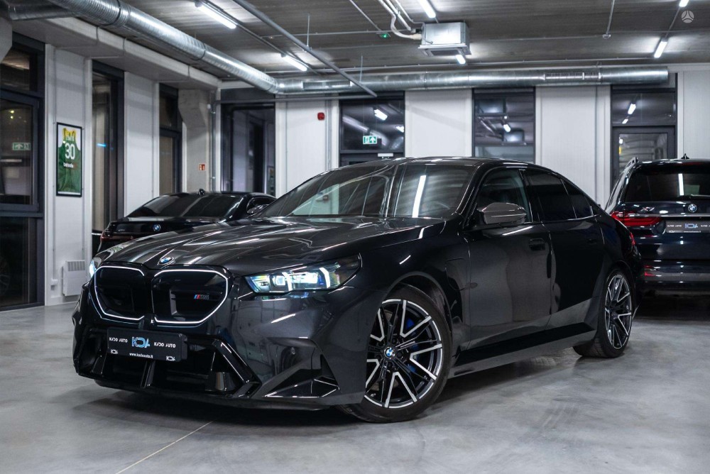 2024 BMW M5