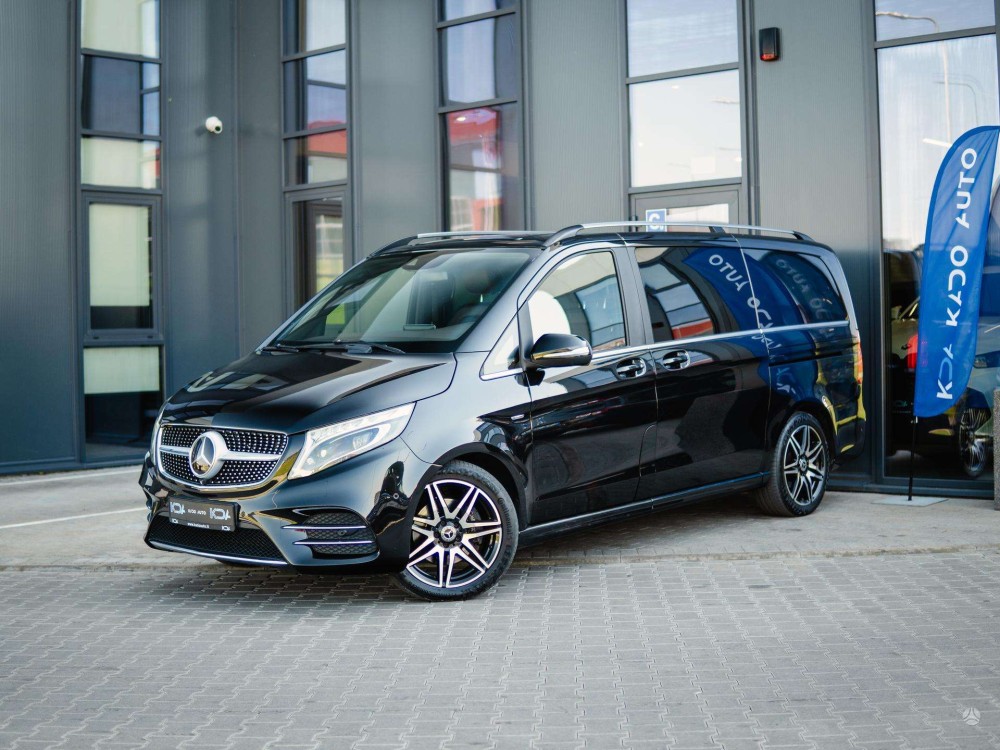 2015 Mercedes-Benz V250