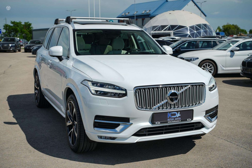 2021 Volvo XC90