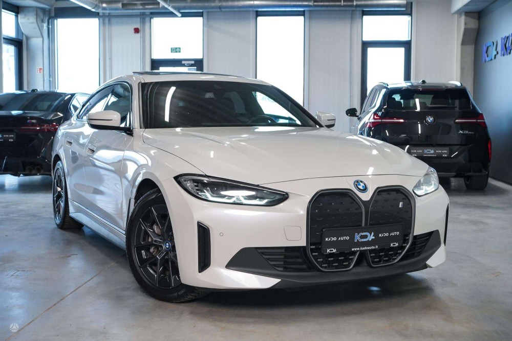 2023 BMW i4