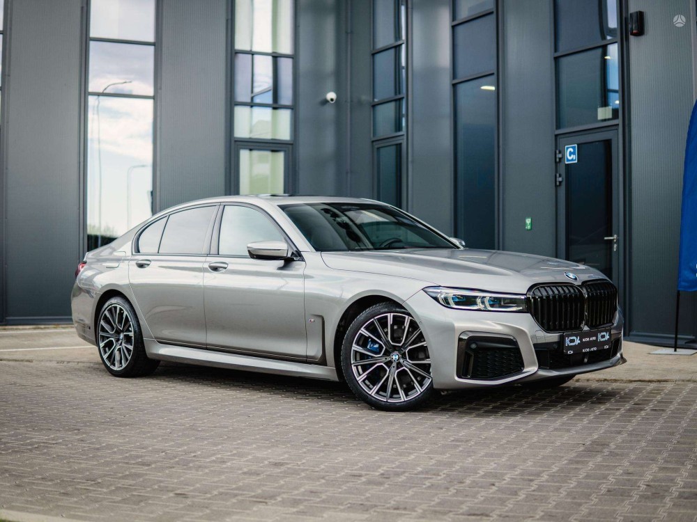 2020 BMW 730