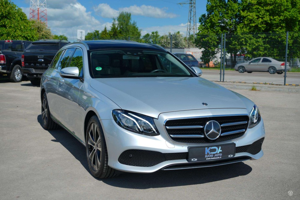 2019 Mercedes-Benz E300