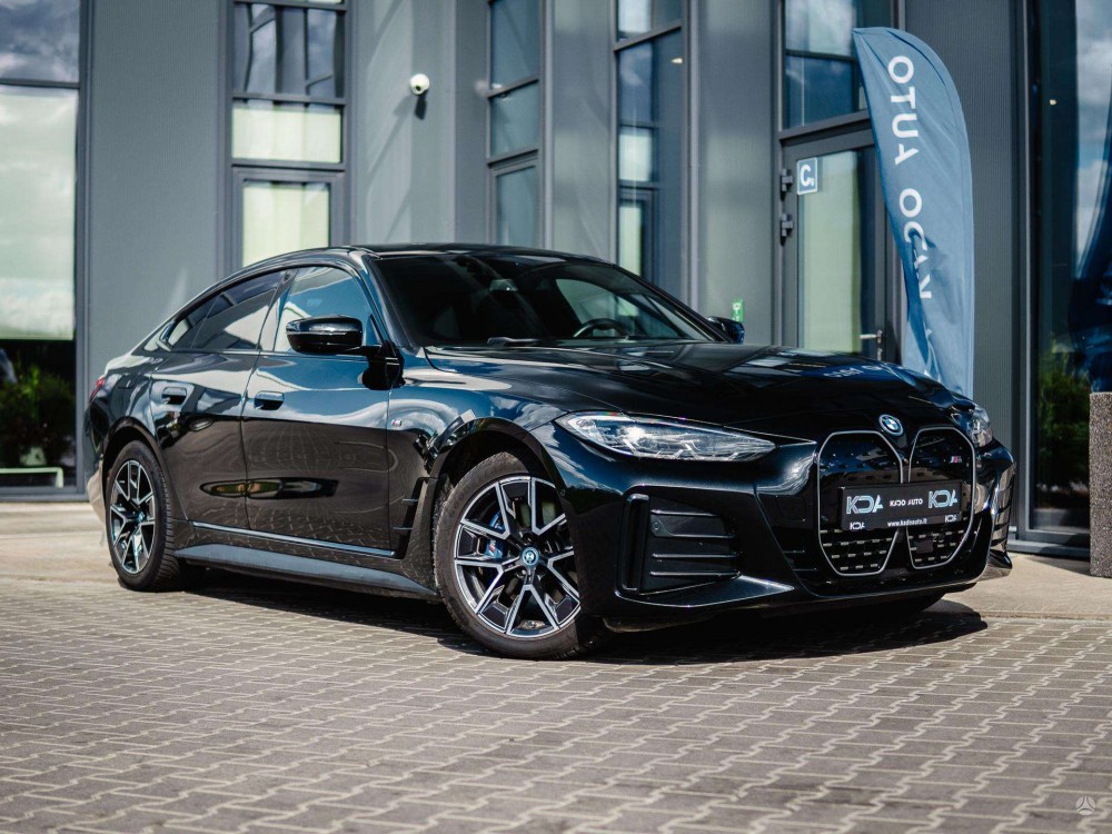 2022 BMW i4