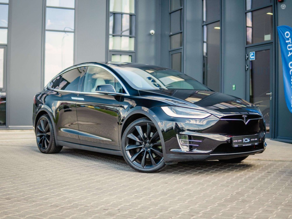 2017 Tesla Model X