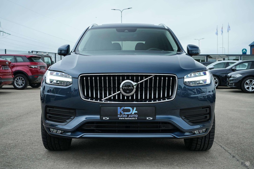 2022 Volvo XC90