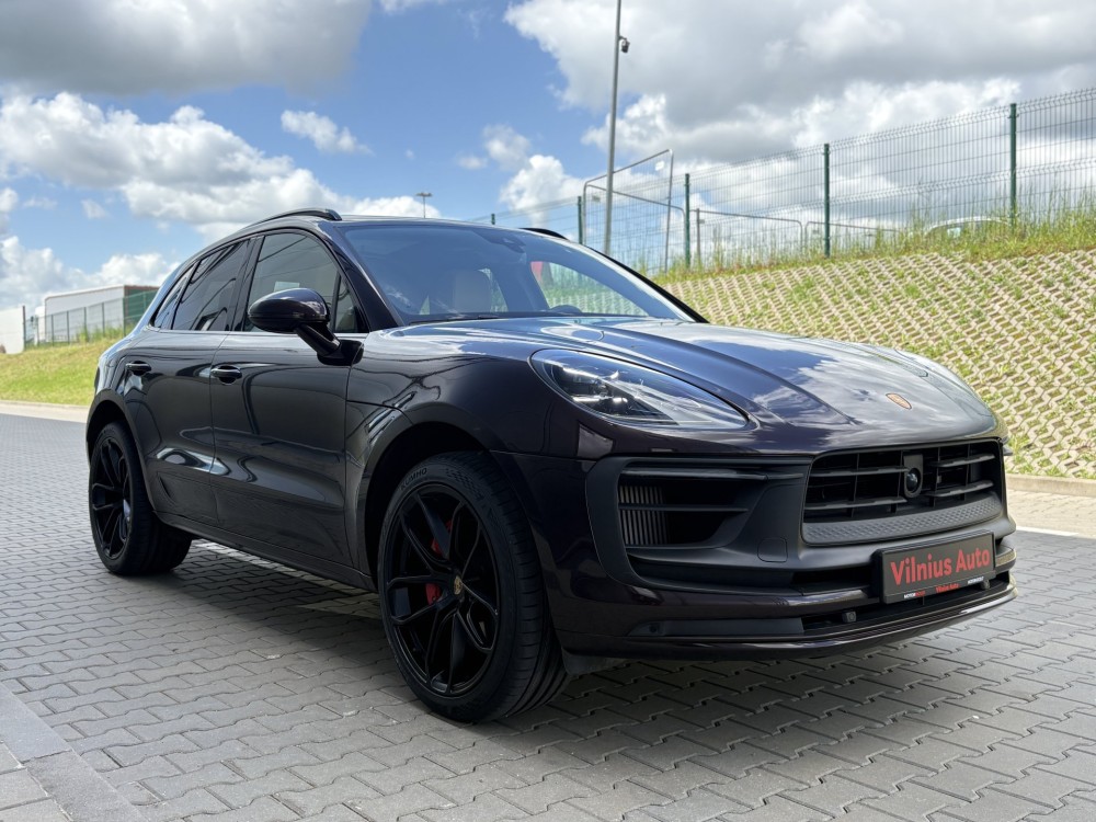 2021 Porsche Macan