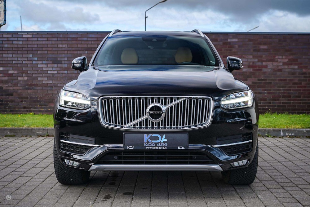 2016 Volvo XC90