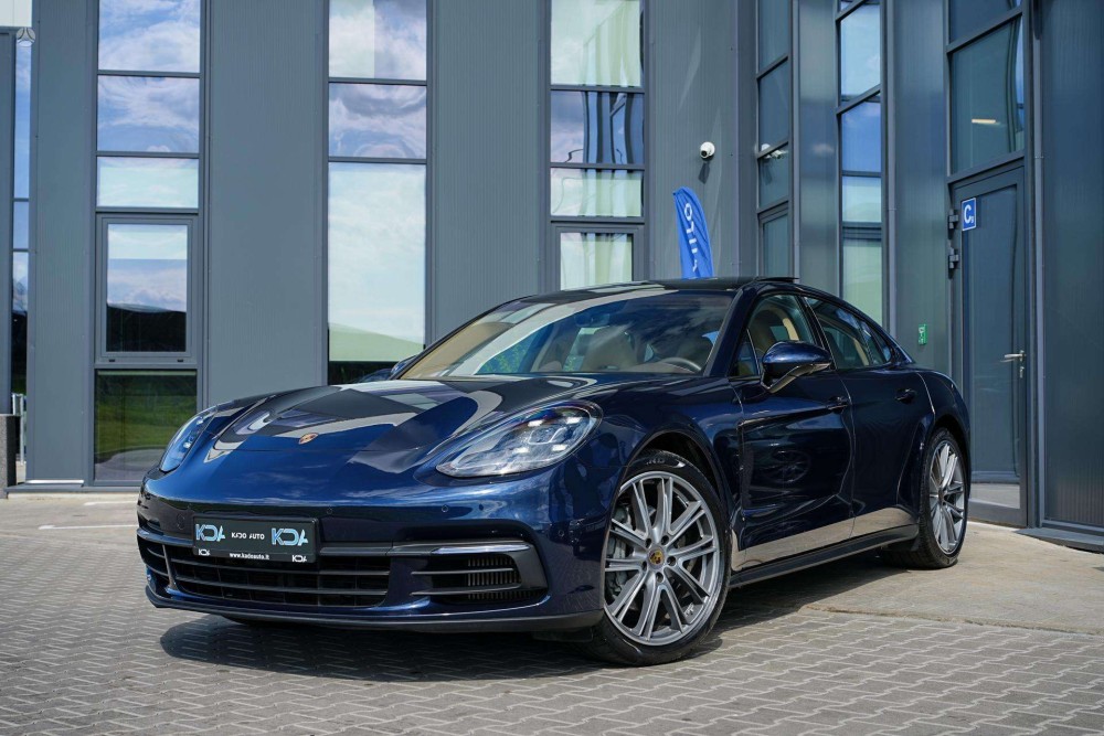 2018 Porsche Panamera