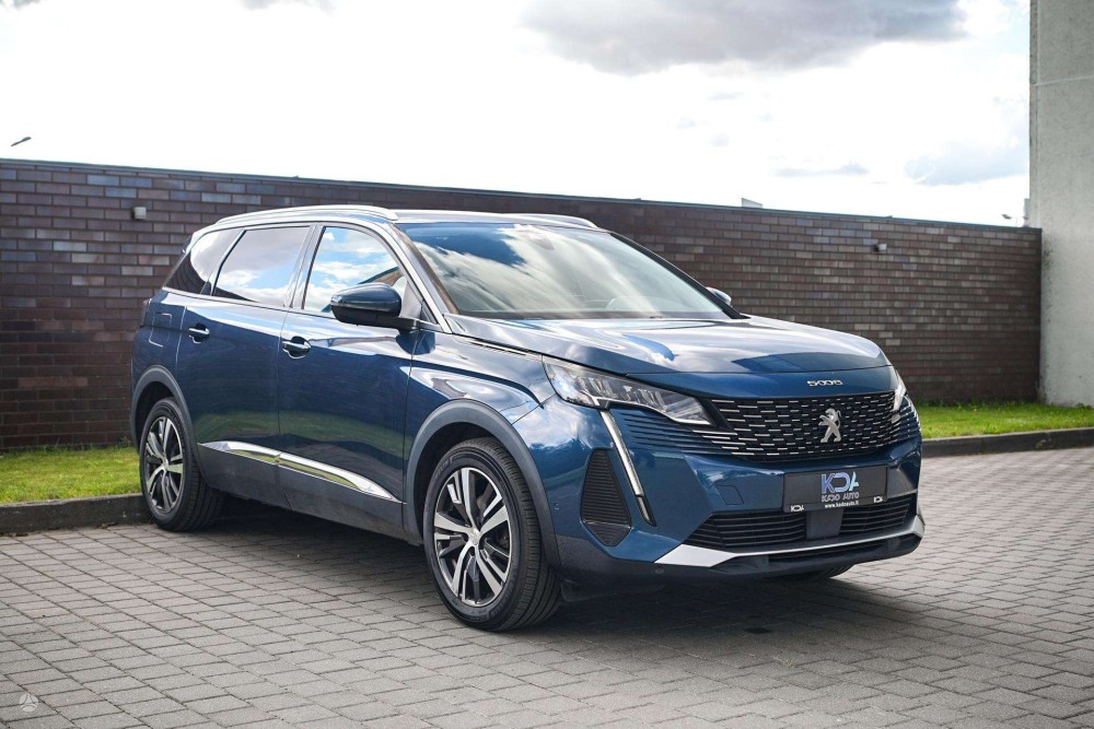 2021 Peugeot 5008