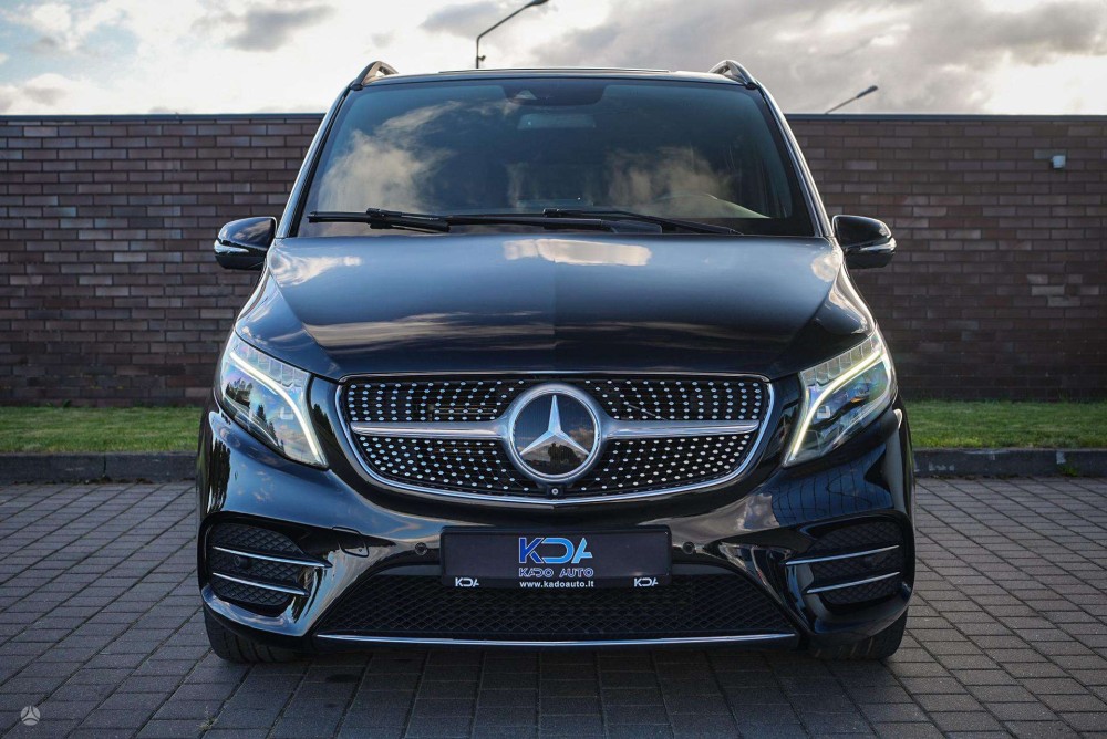 2015 Mercedes-Benz V250