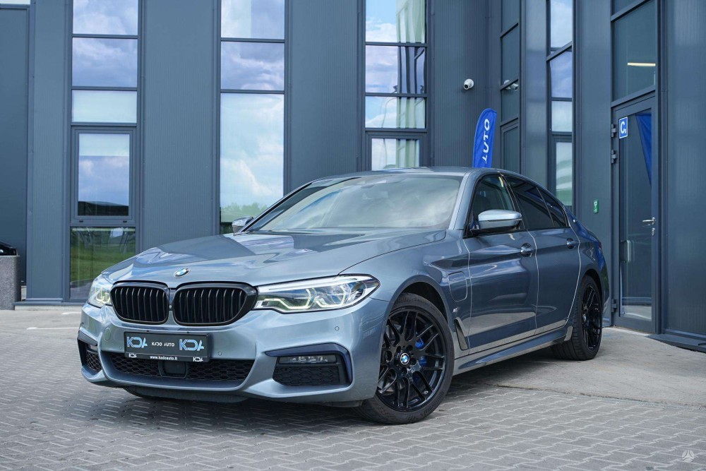 2018 BMW 530