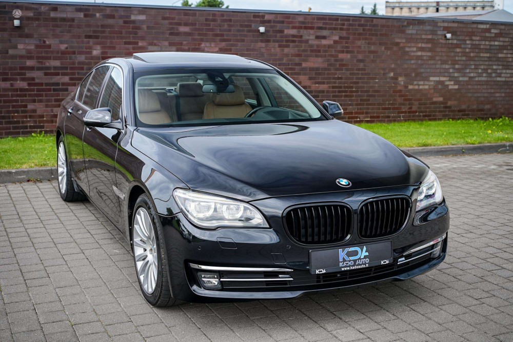 2014 BMW 730