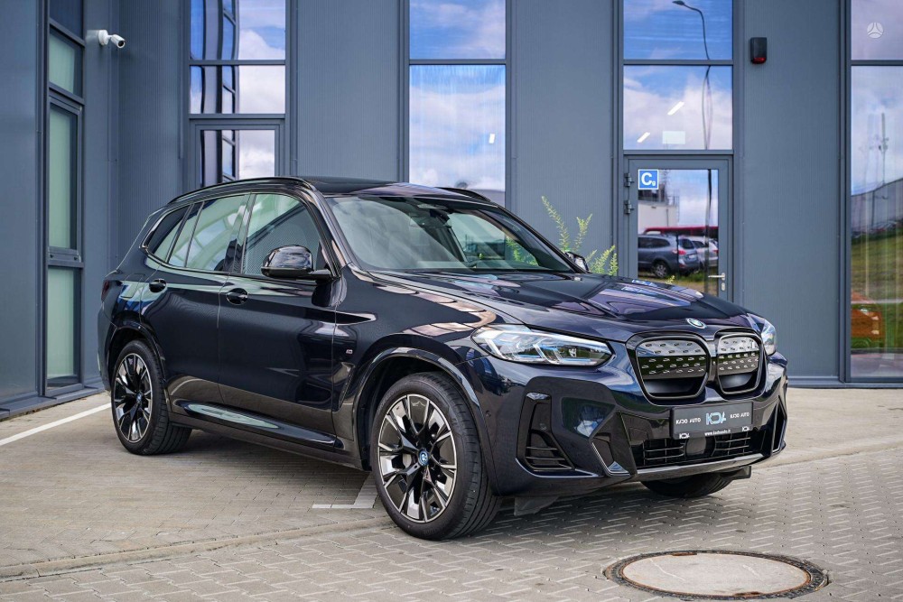 2024 BMW iX3