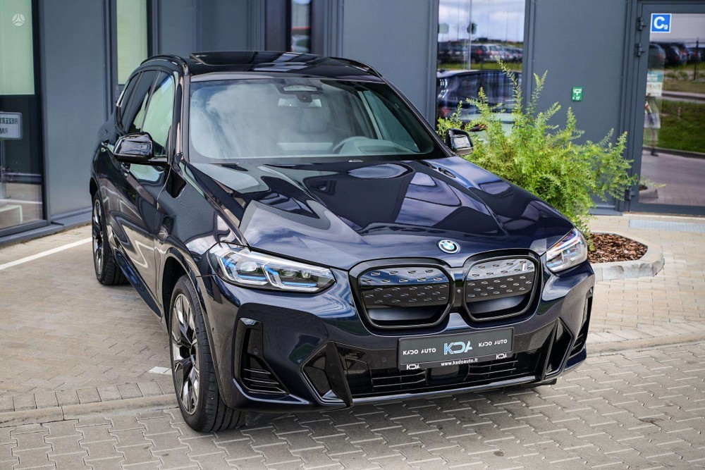 2024 BMW iX3