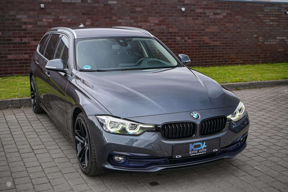 2019 BMW 320