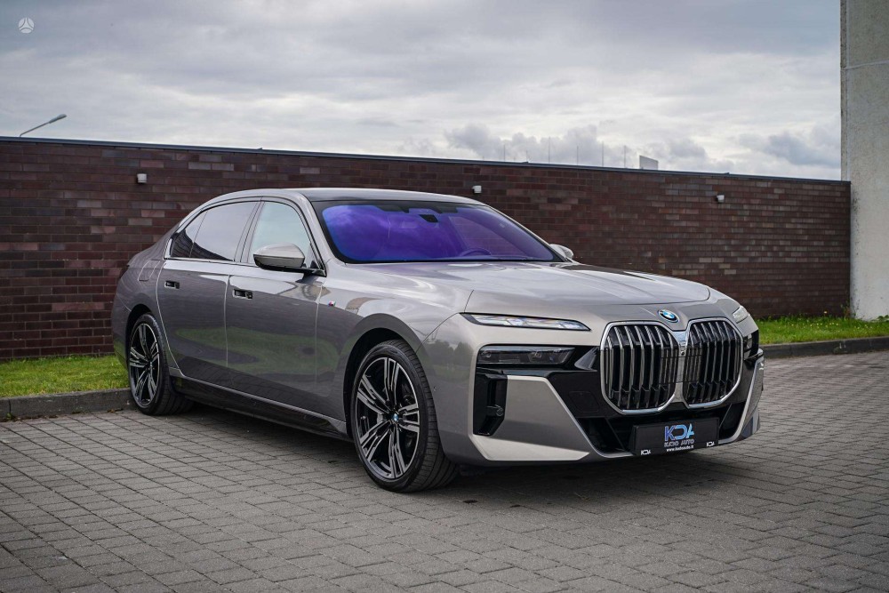 2024 BMW 750