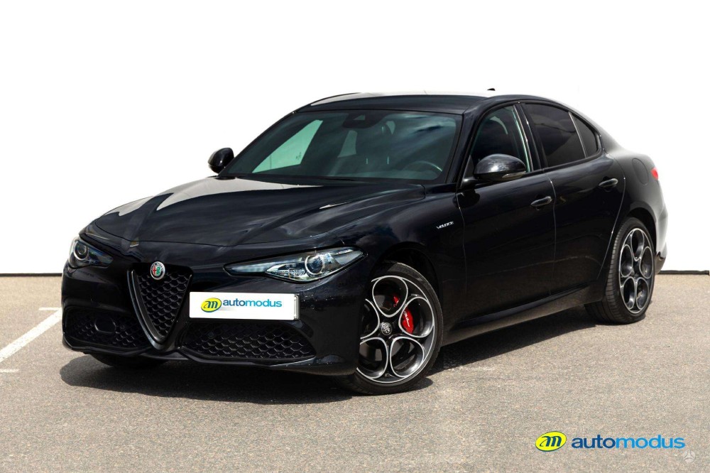 2022 Alfa Romeo Giulia