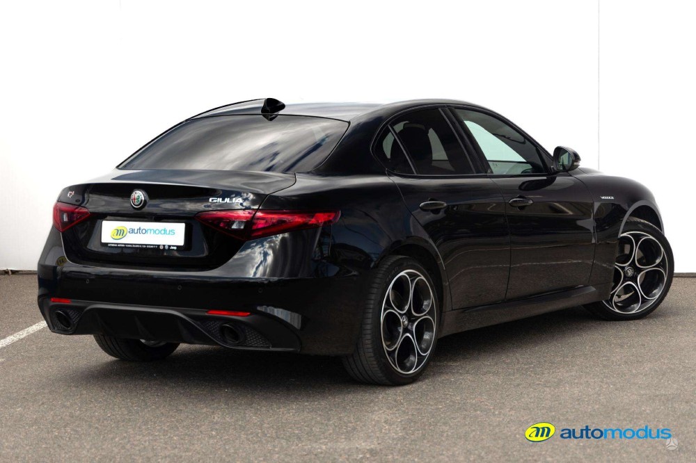 2022 Alfa Romeo Giulia