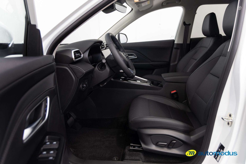 2025 MG ZS