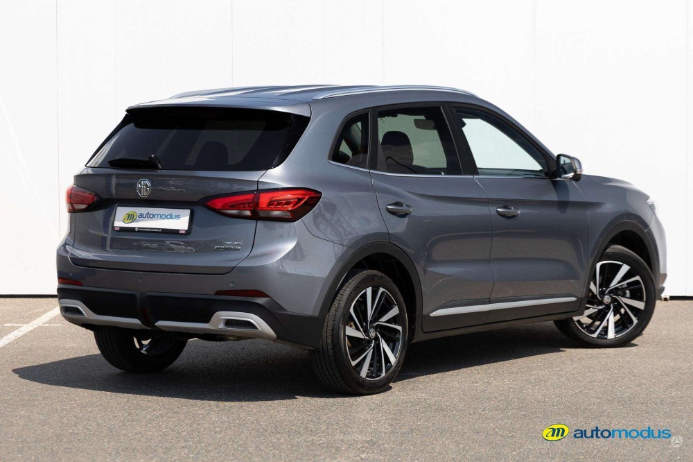 2025 MG ZS