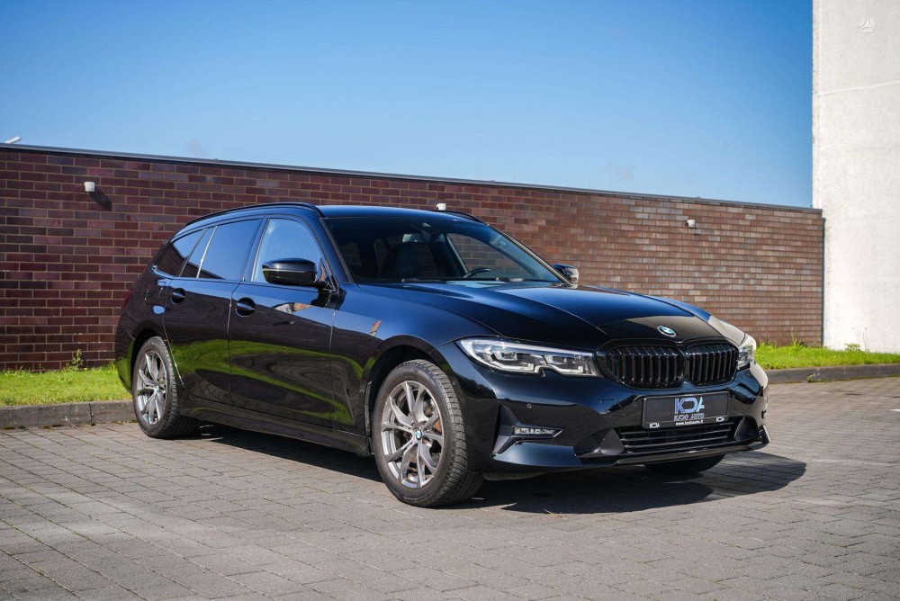 2020 BMW 320