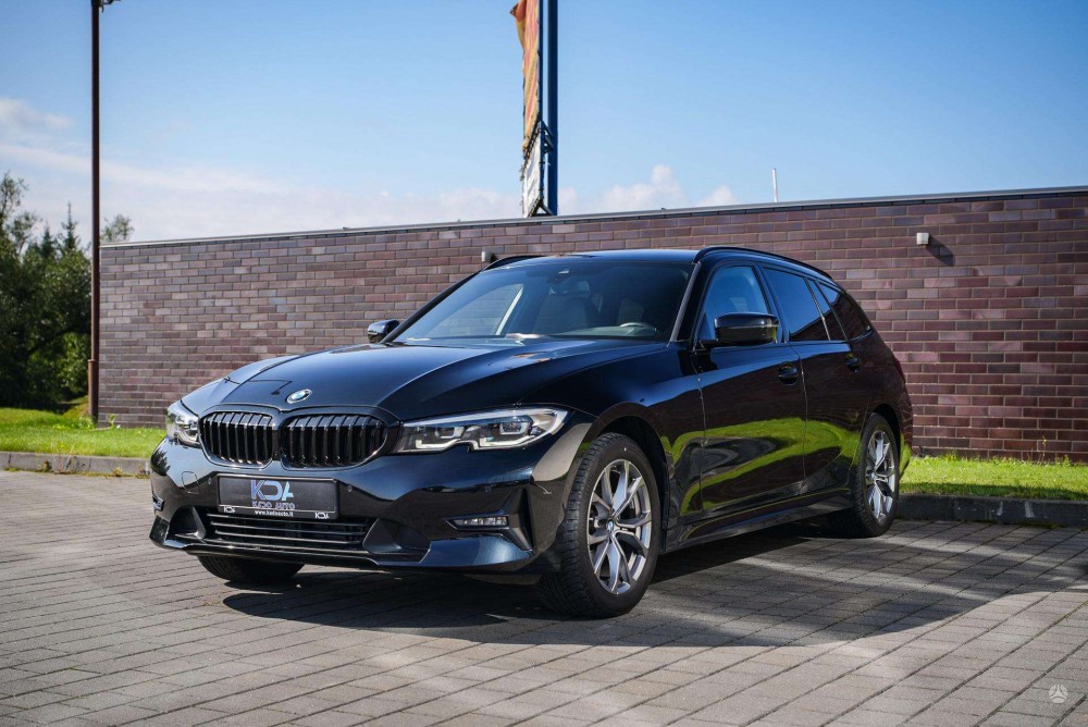 2020 BMW 320