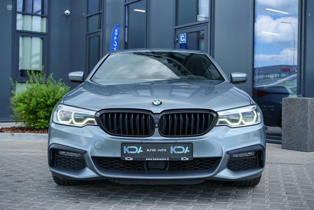 2018 BMW 530