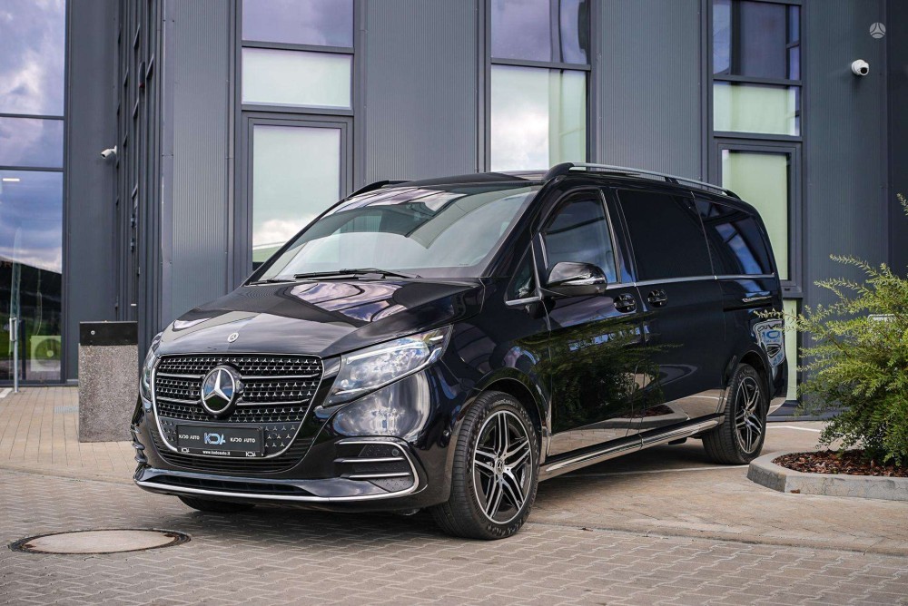2025 Mercedes-Benz V300