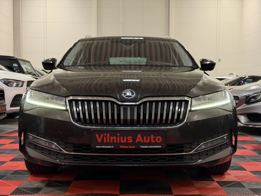 2020 Skoda Superb – nuotrauka 2
