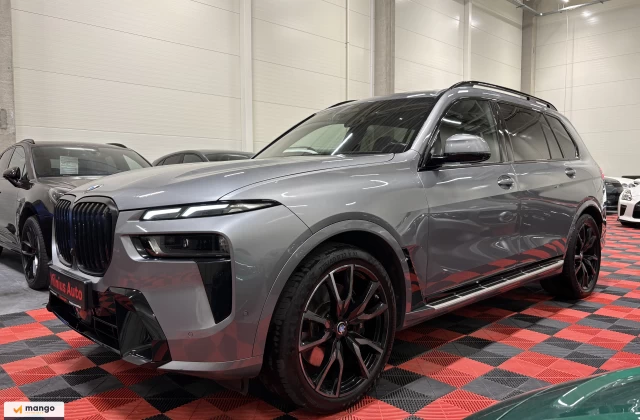 2023 BMW X7