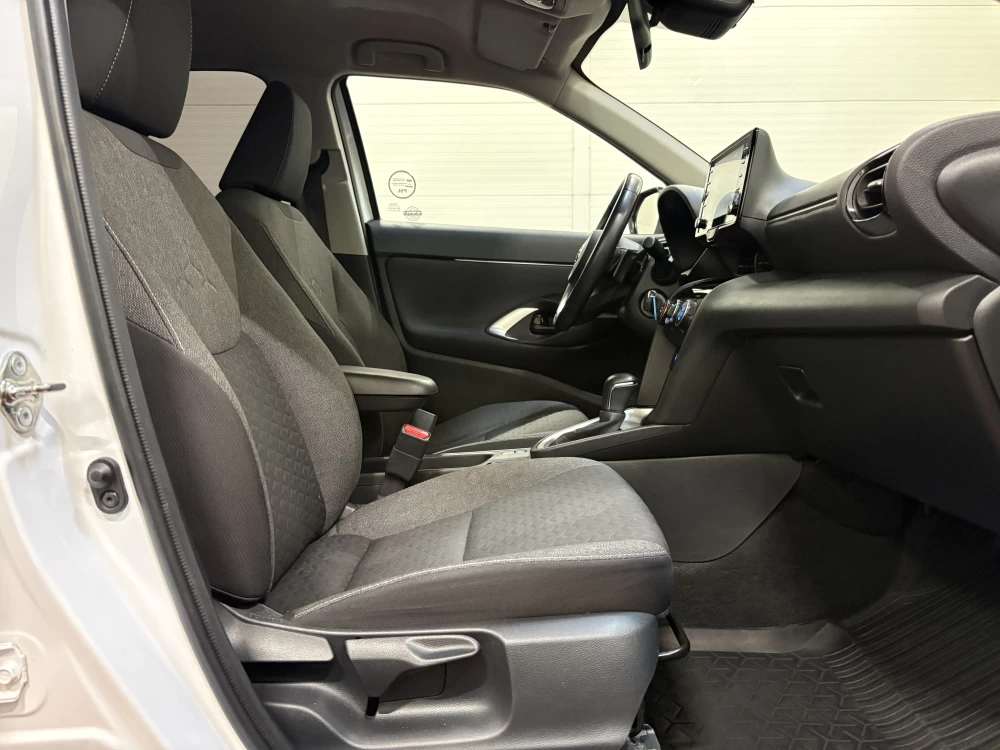 2023 Toyota Yaris Cross – nuotrauka 15